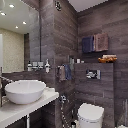 Apartman Fendi Style In Lozenets, Marinela