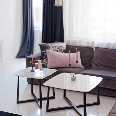 Fendi Style In Lozenets, Marinela Apartment *